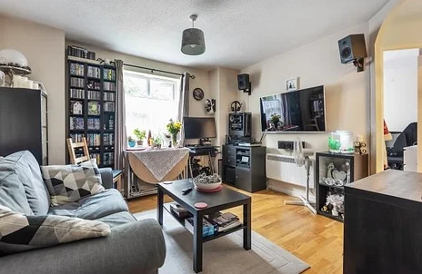 Flat Avocet Way in Cherwell District