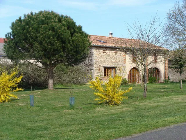 House Route de la Bastide in Puycalvel