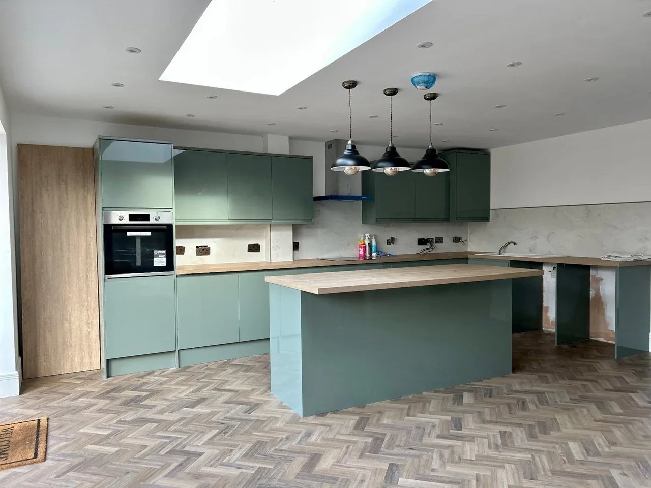 House Lullingstone Crescent in Greater London