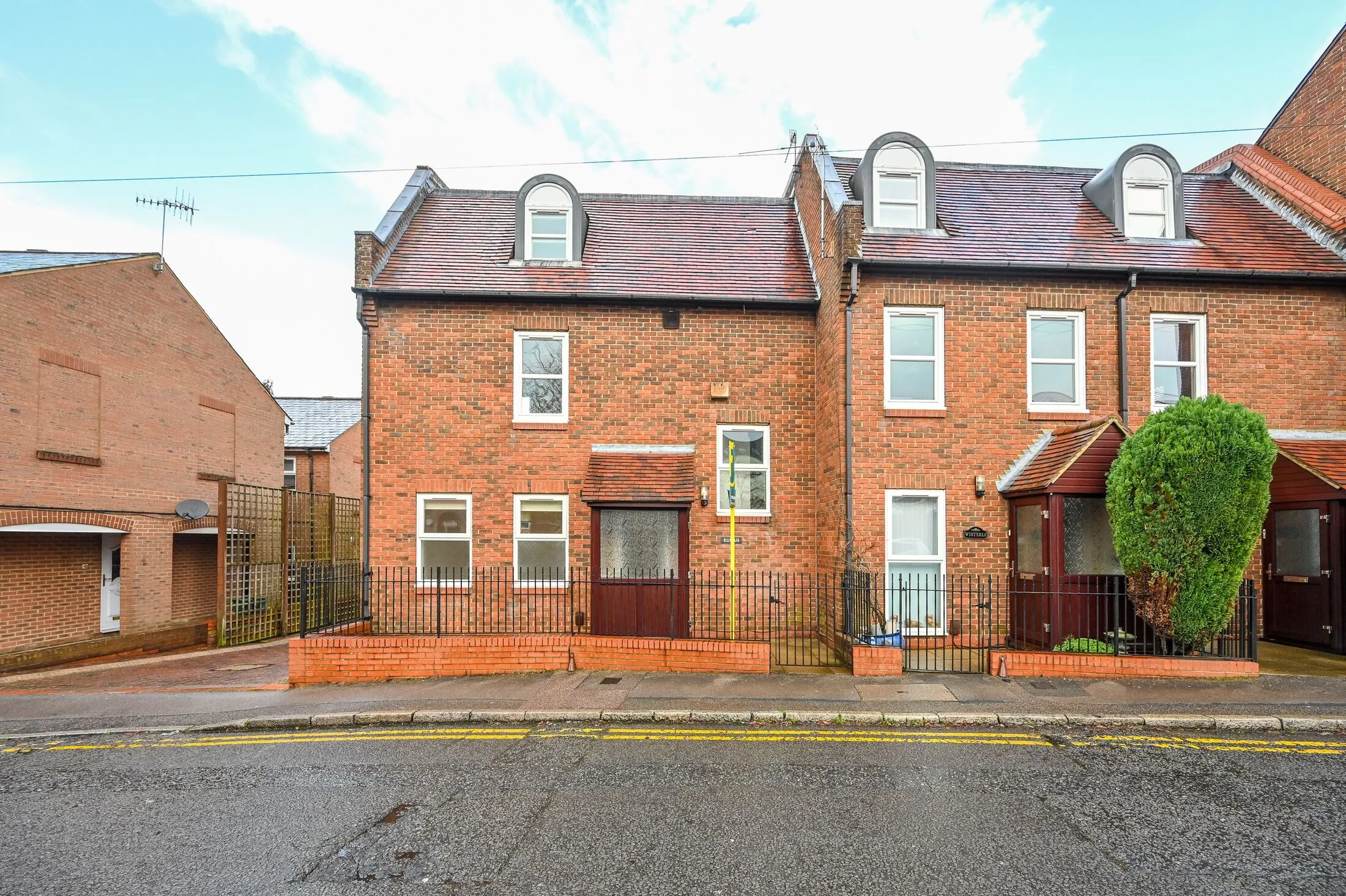 House Martyr Road in Guildford