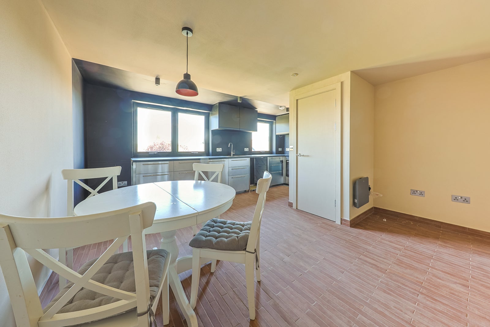 Flat Beech Grove in Greater London
