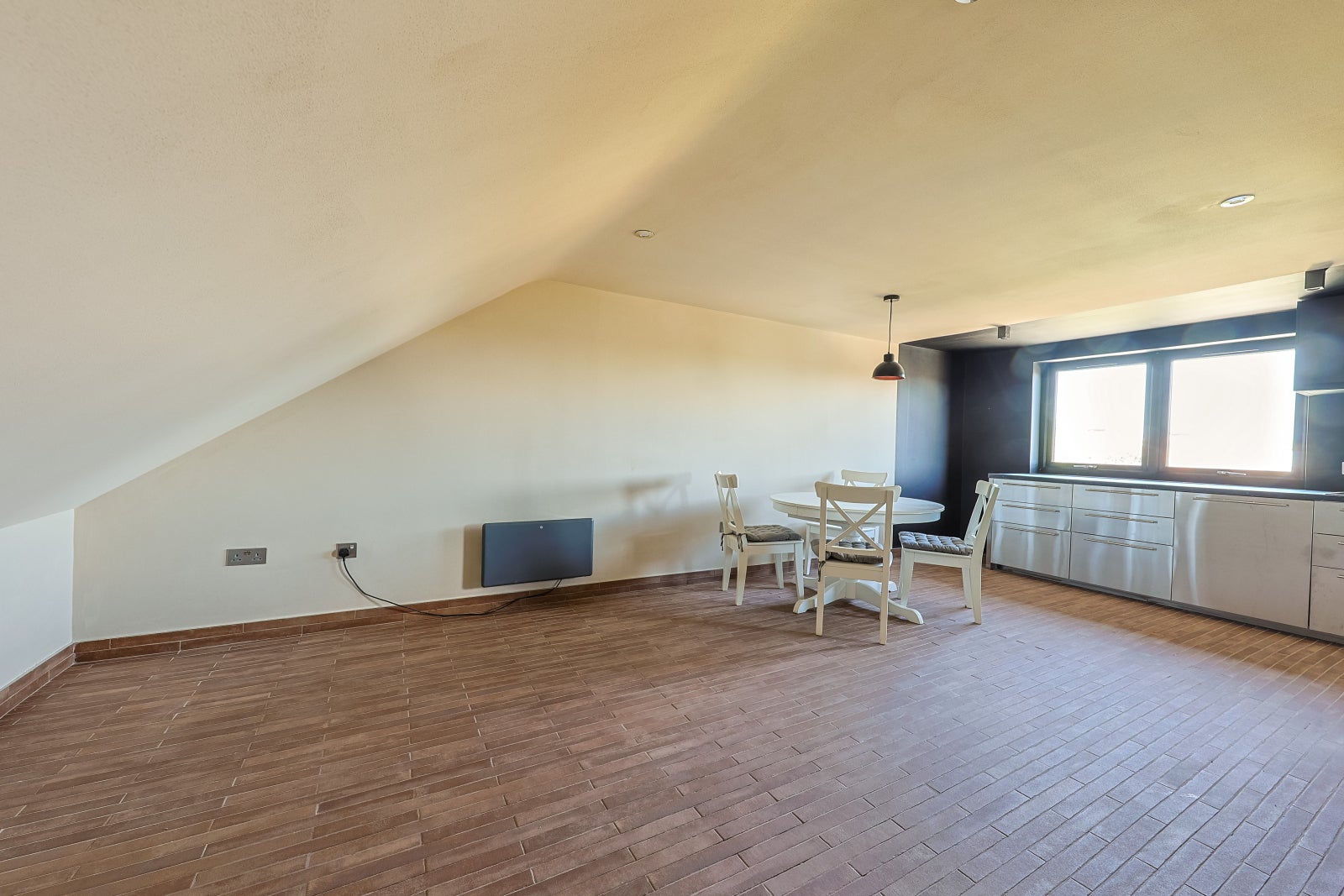 Flat Beech Grove in Greater London