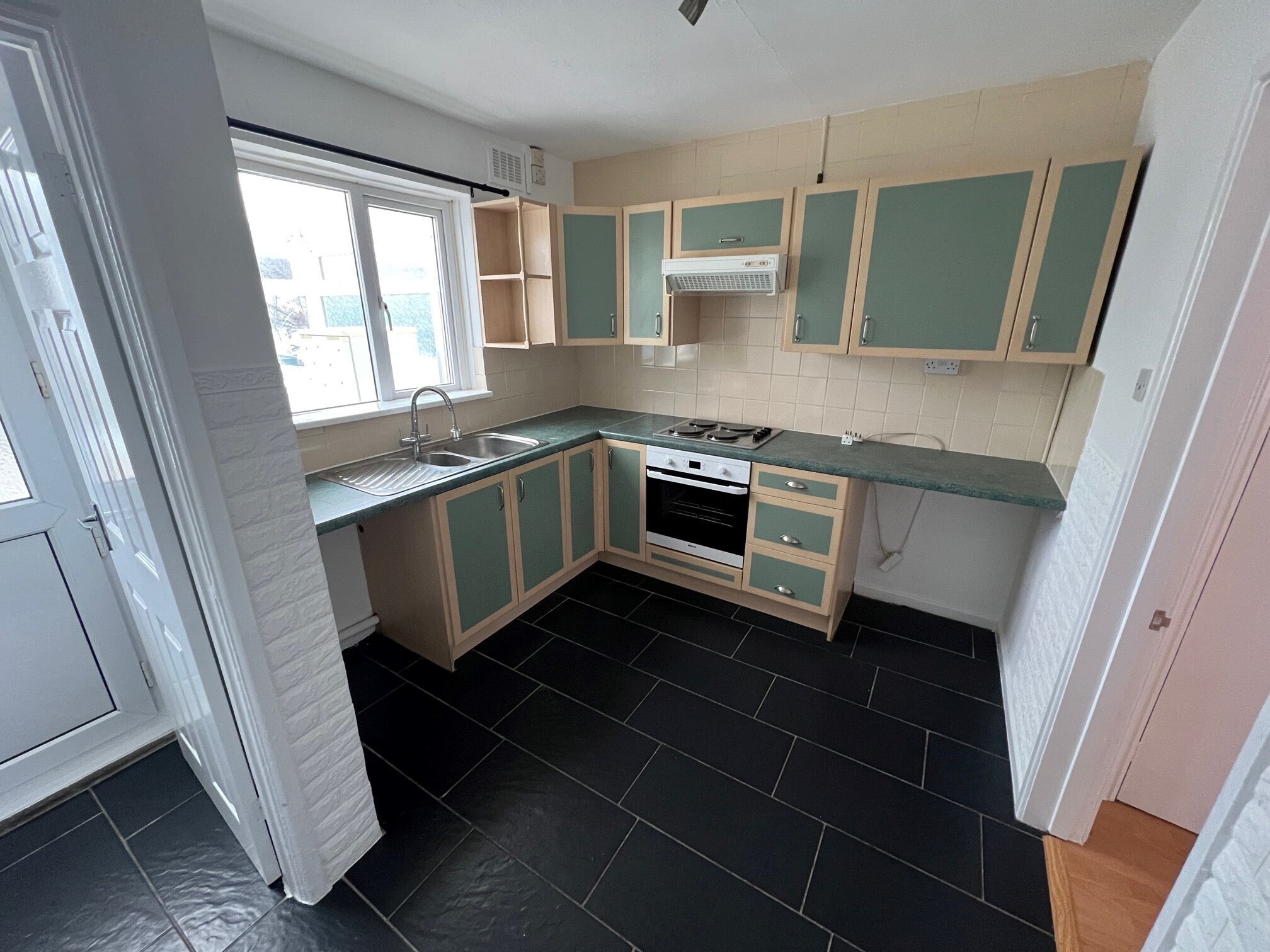 House Cranmore Crescent in Bristol