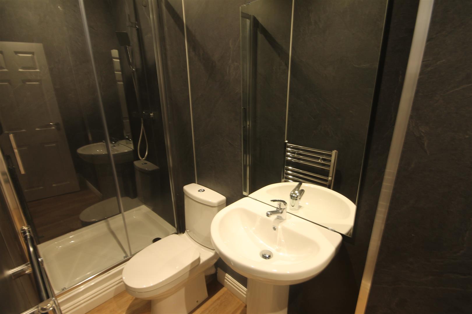 Flat Ridley Place in Newcastle upon Tyne