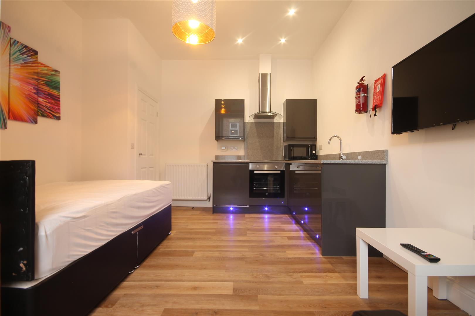 Flat Ridley Place in Newcastle upon Tyne