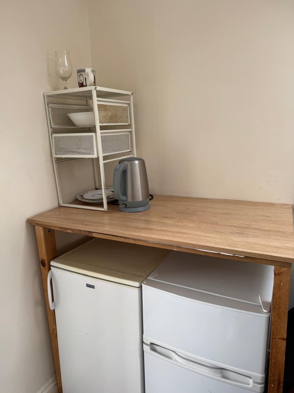 House Carmelite Road in Greater London