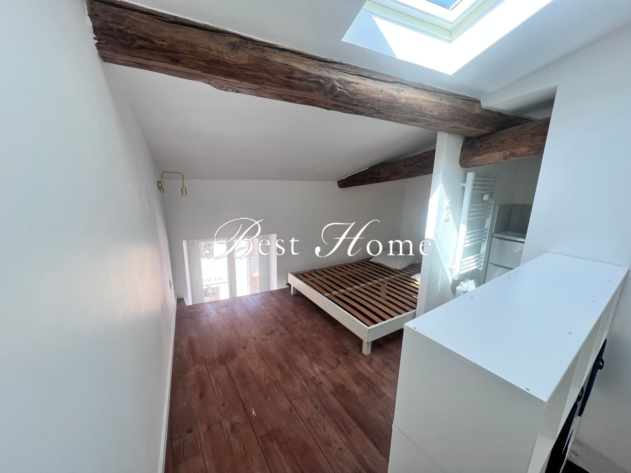 Appartement Place Questel à Nîmes