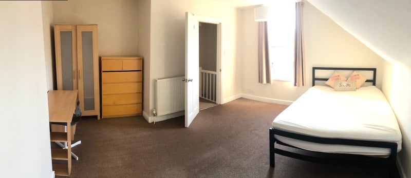 Room Melrose Street in Nottingham