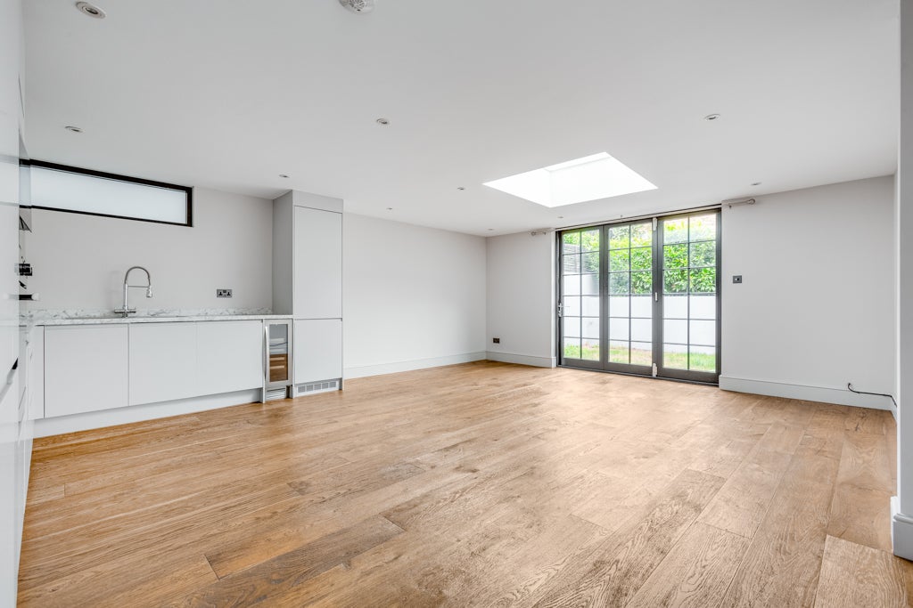 Flat Fulham Road in Greater London
