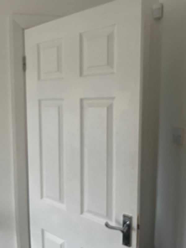 Room Aldersmead Avenue in Greater London