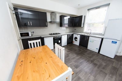 House Beechwood Grove in Leeds