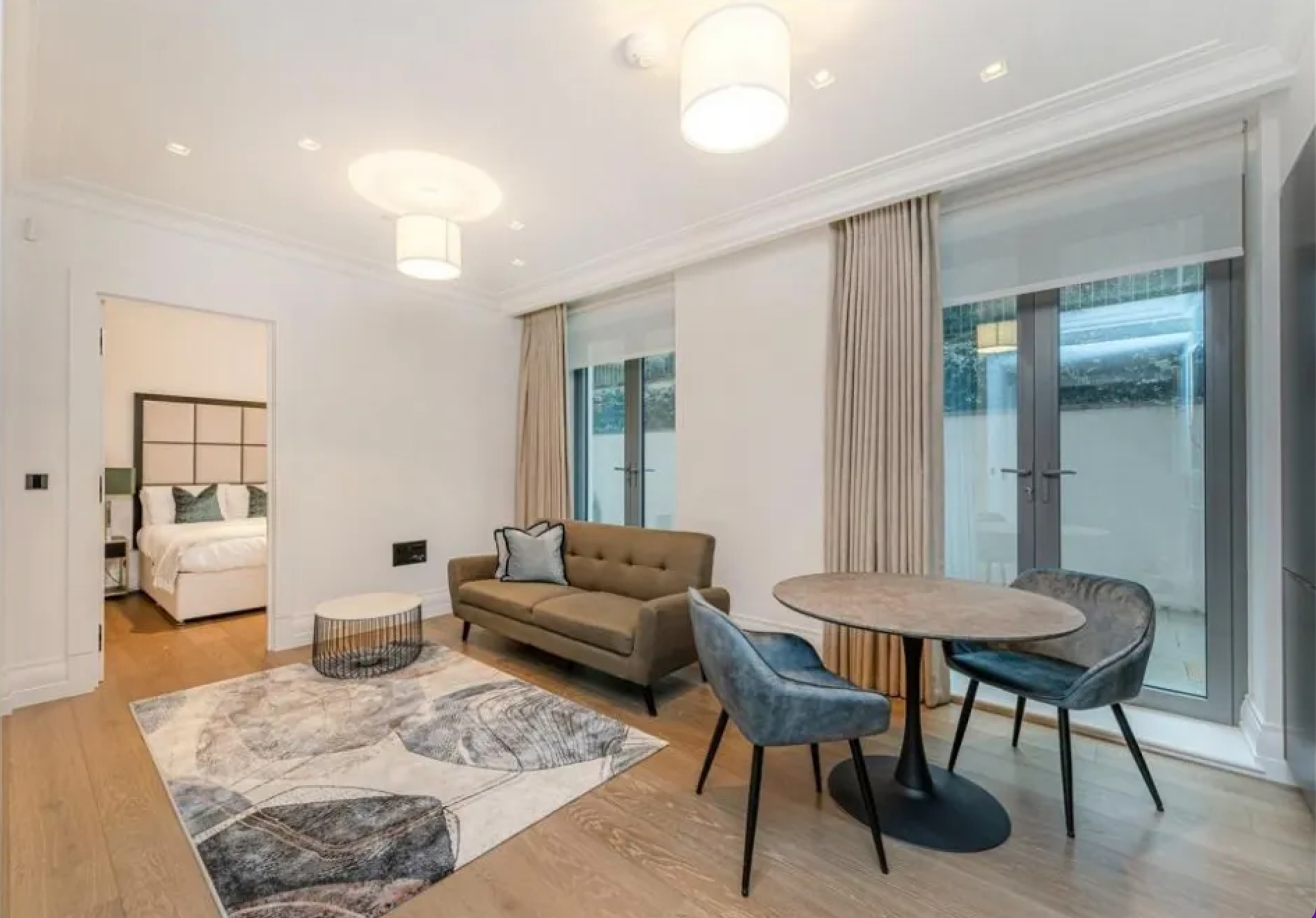 Flat Portland Place in City of Westminster