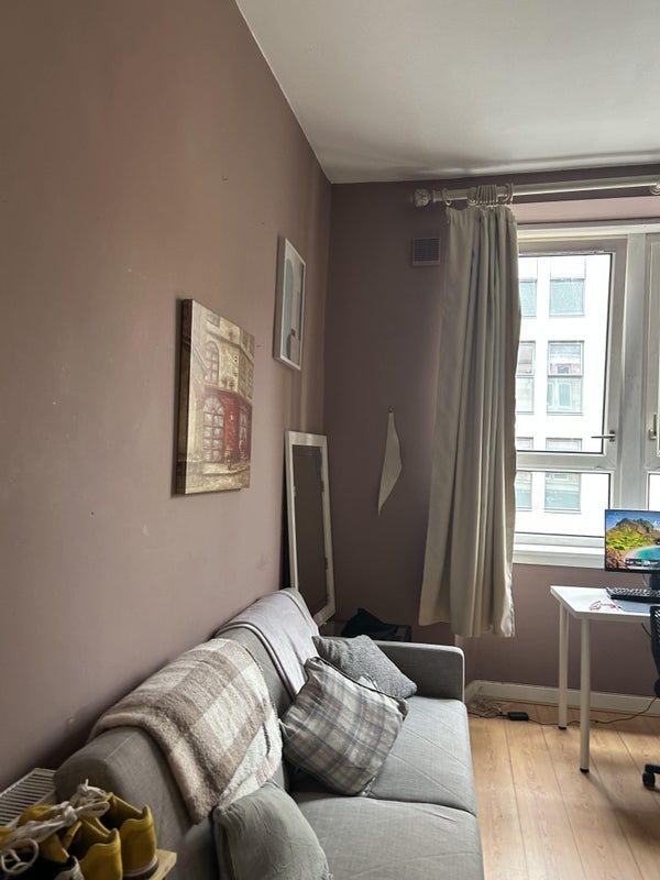 Room Old Dumbarton Road in Glasgow