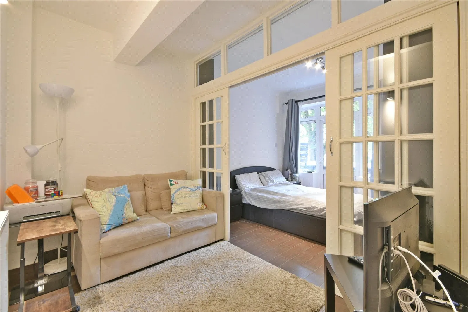Flat Godwin Court in Greater London