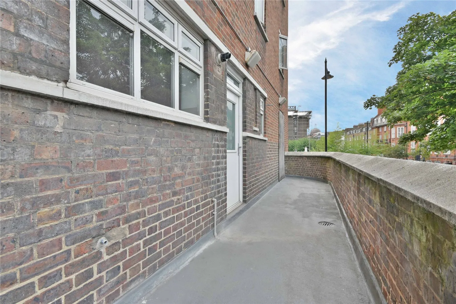 Flat Godwin Court in Greater London