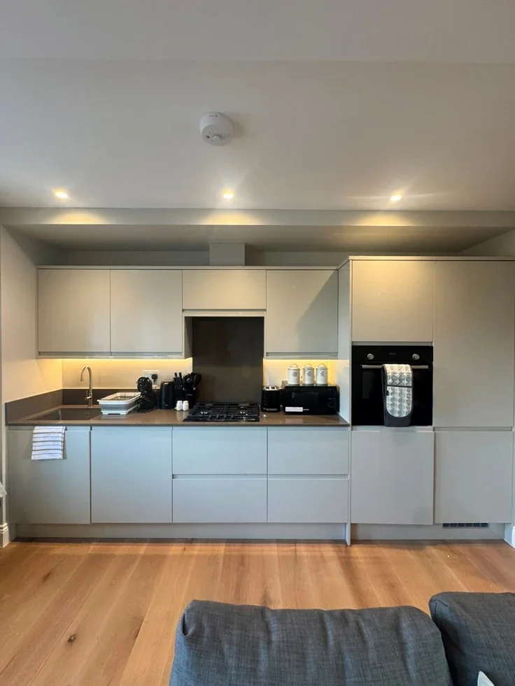 Flat Tulse Hill in Greater London