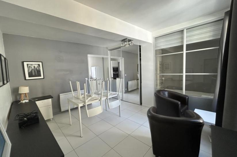 Appartement Rue Saint-Melaine à Rennes