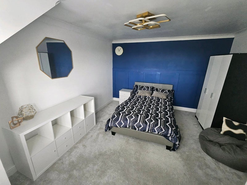 Room Highlands Road in Basildon
