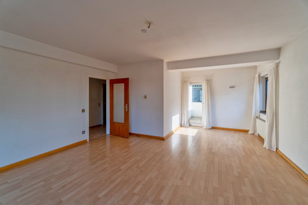 Wohnung Reisholzer Straße in Düsseldorf