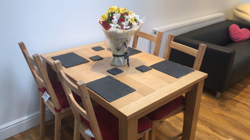 Room College Park Close in Greater London