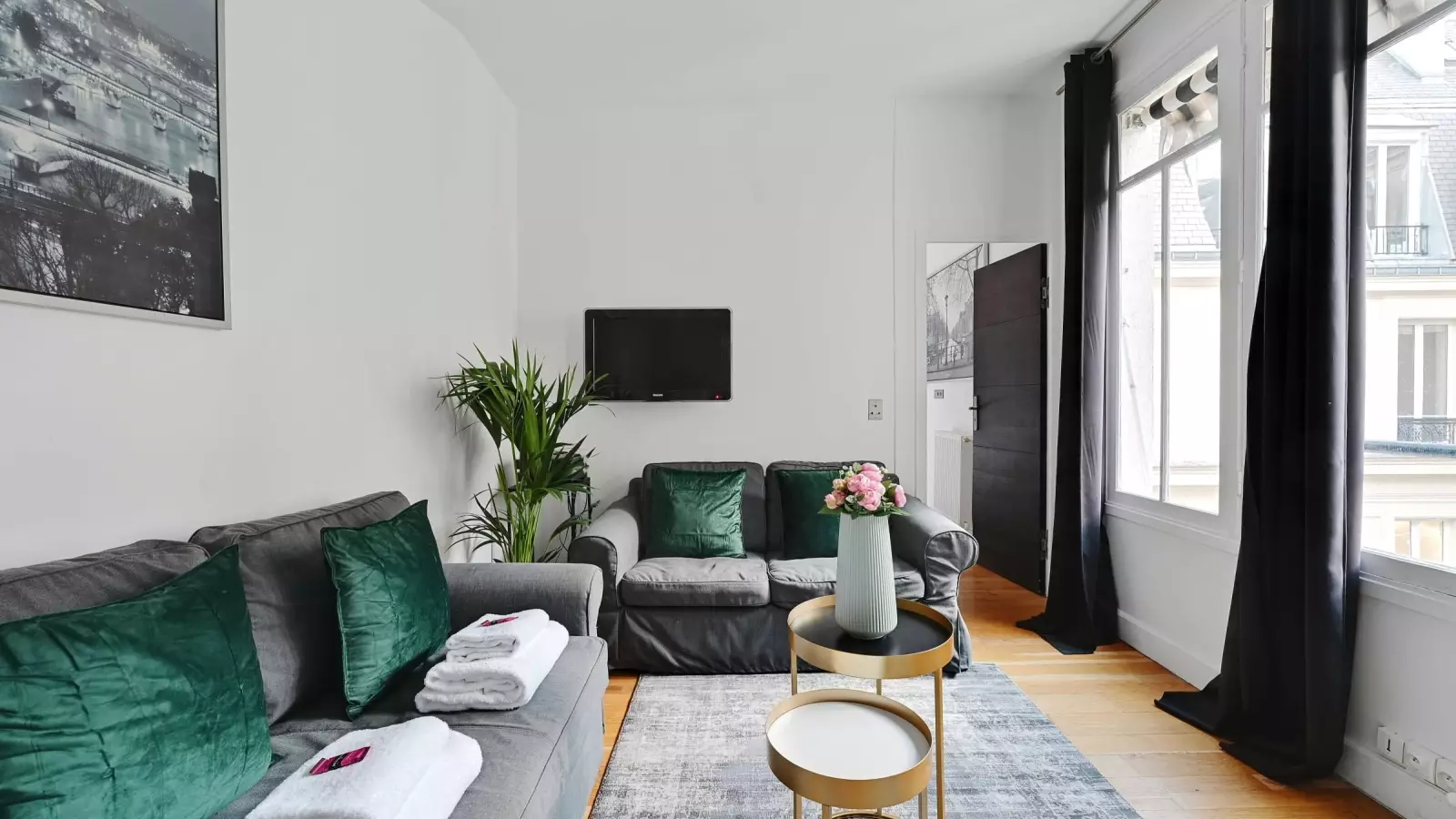 Appartement Rue de Ponthieu à Paris