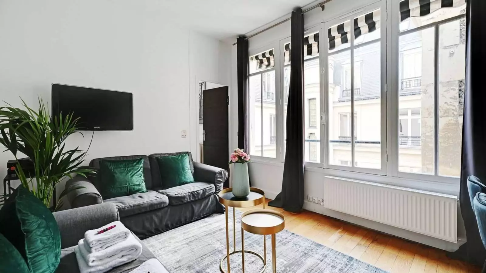 Appartement Rue de Ponthieu à Paris