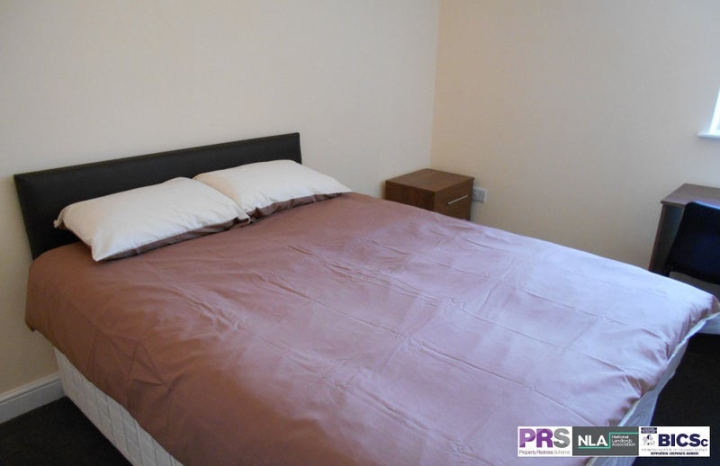 Room Darley Street in Bradford