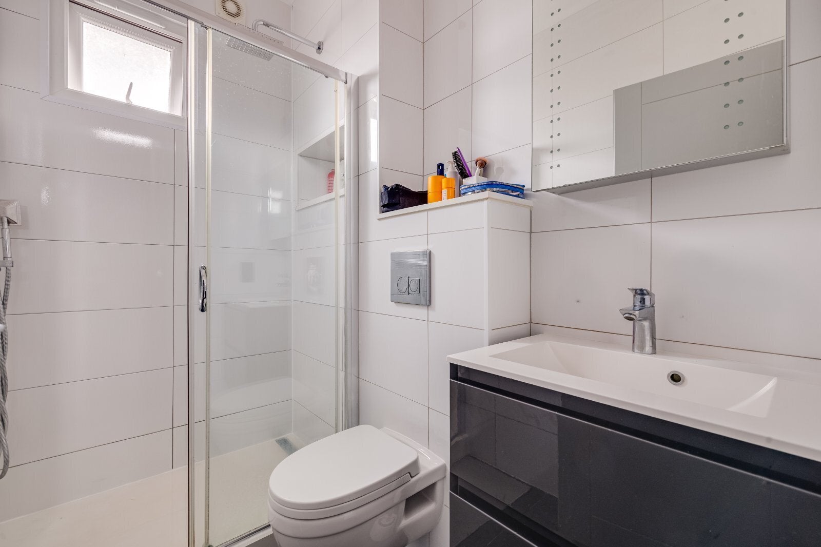 Flat Lillie Road in Greater London