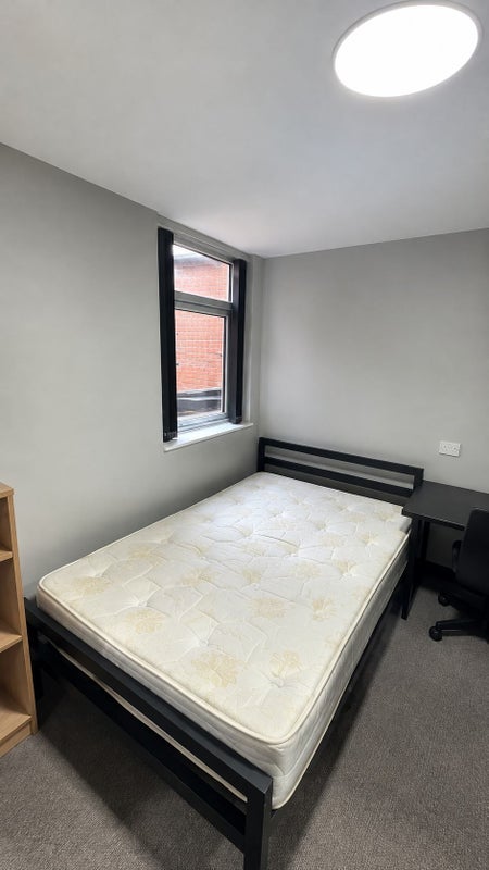 Room Teignmouth Road in Birmingham