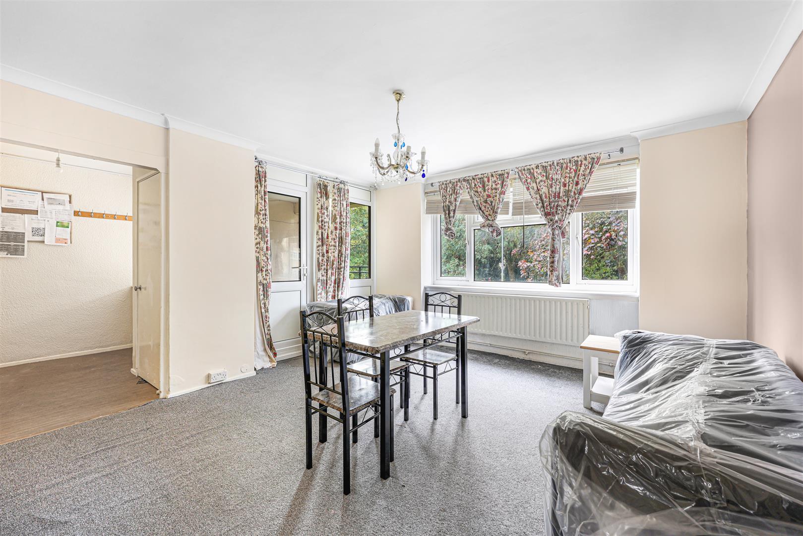 Flat Mawbray Road in Harlow