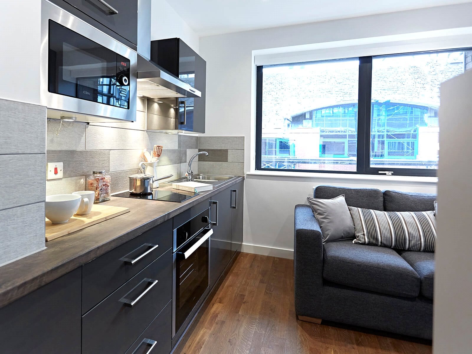 Flat Wade Lane in Leeds