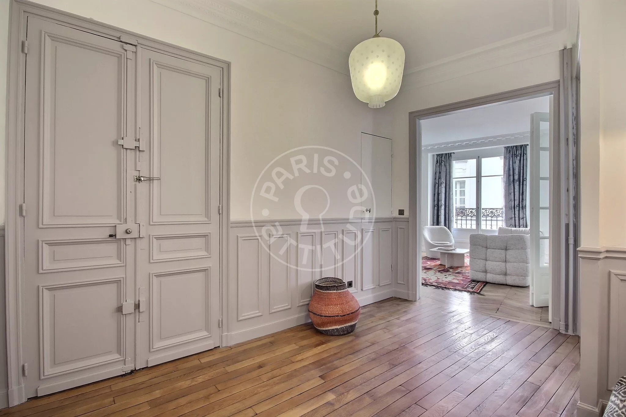 Appartement Rue du Cherche-Midi à Paris