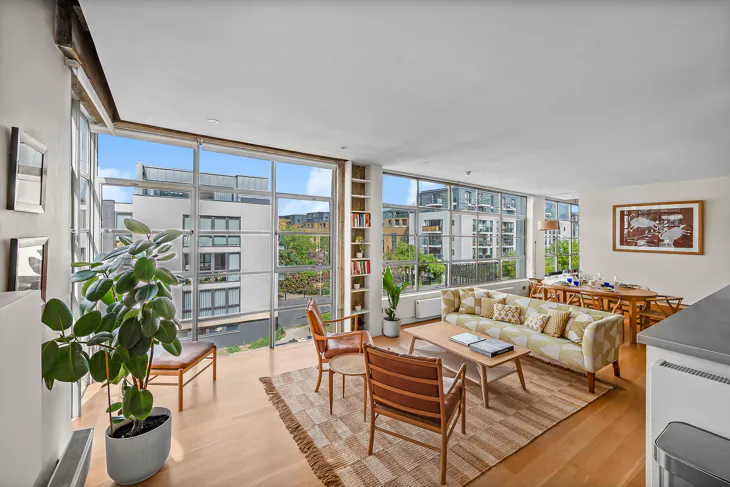 Flat Shepherdess Walk in Greater London