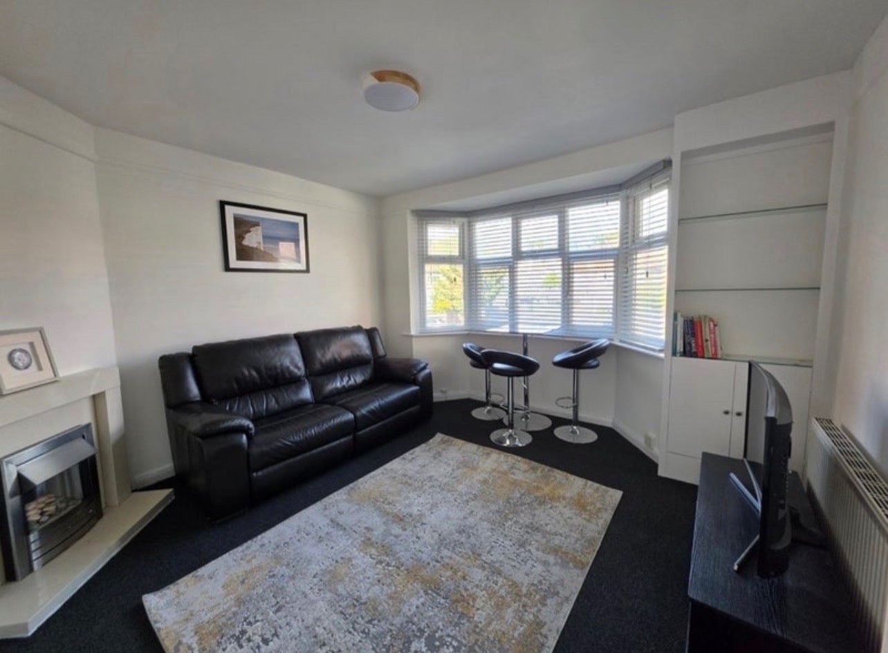 Flat Abercorn Close in Greater London