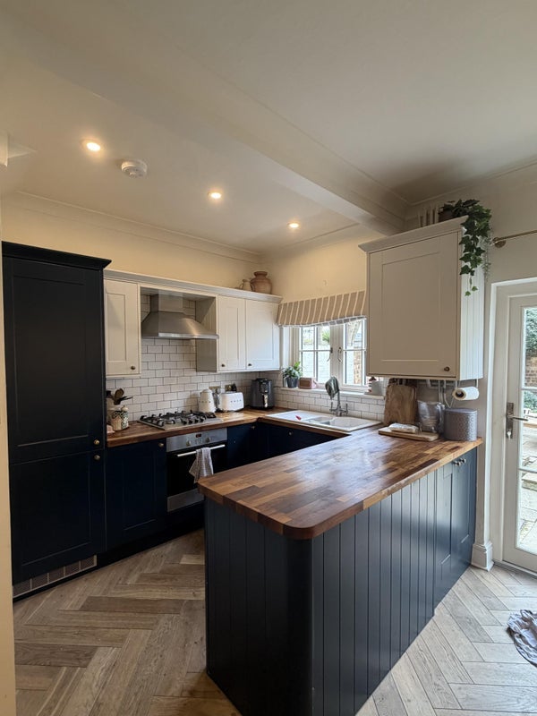 Room Willow Vale in Greater London