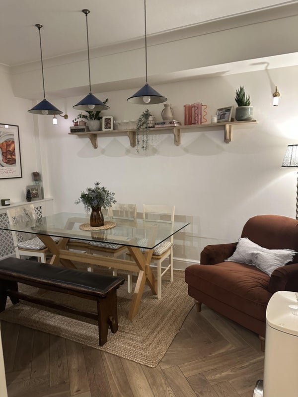 Room Willow Vale in Greater London