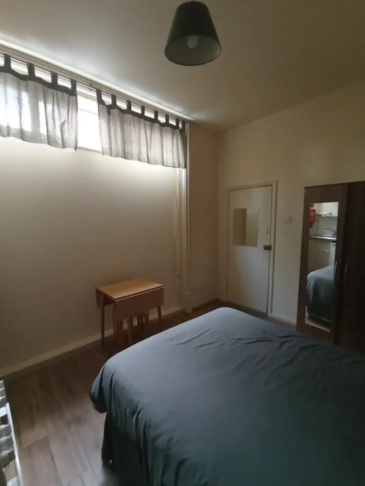 Room Anson Road in Greater London