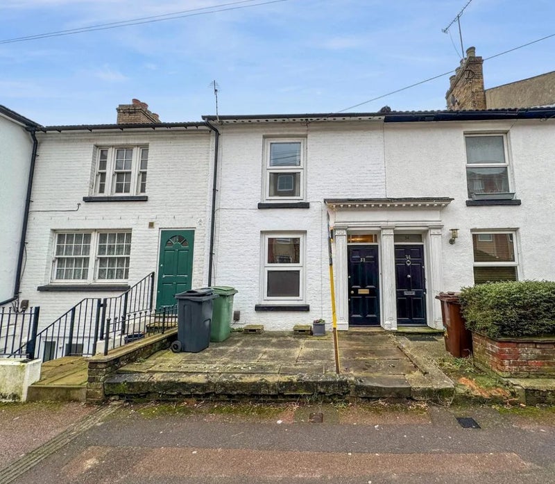 Room Marsham Street in Maidstone