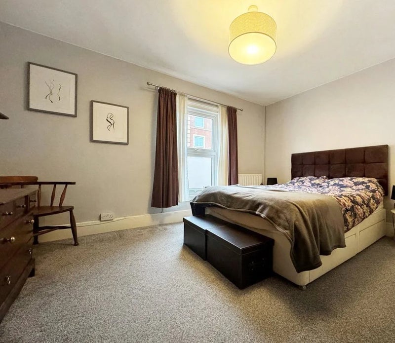 Room Marsham Street in Maidstone