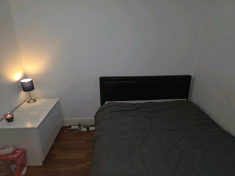 Room Hagley Road in Birmingham