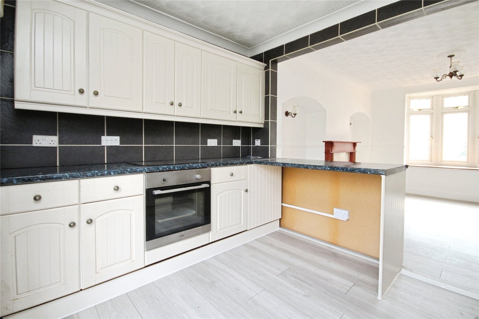 House Hunters Hall Road in Greater London