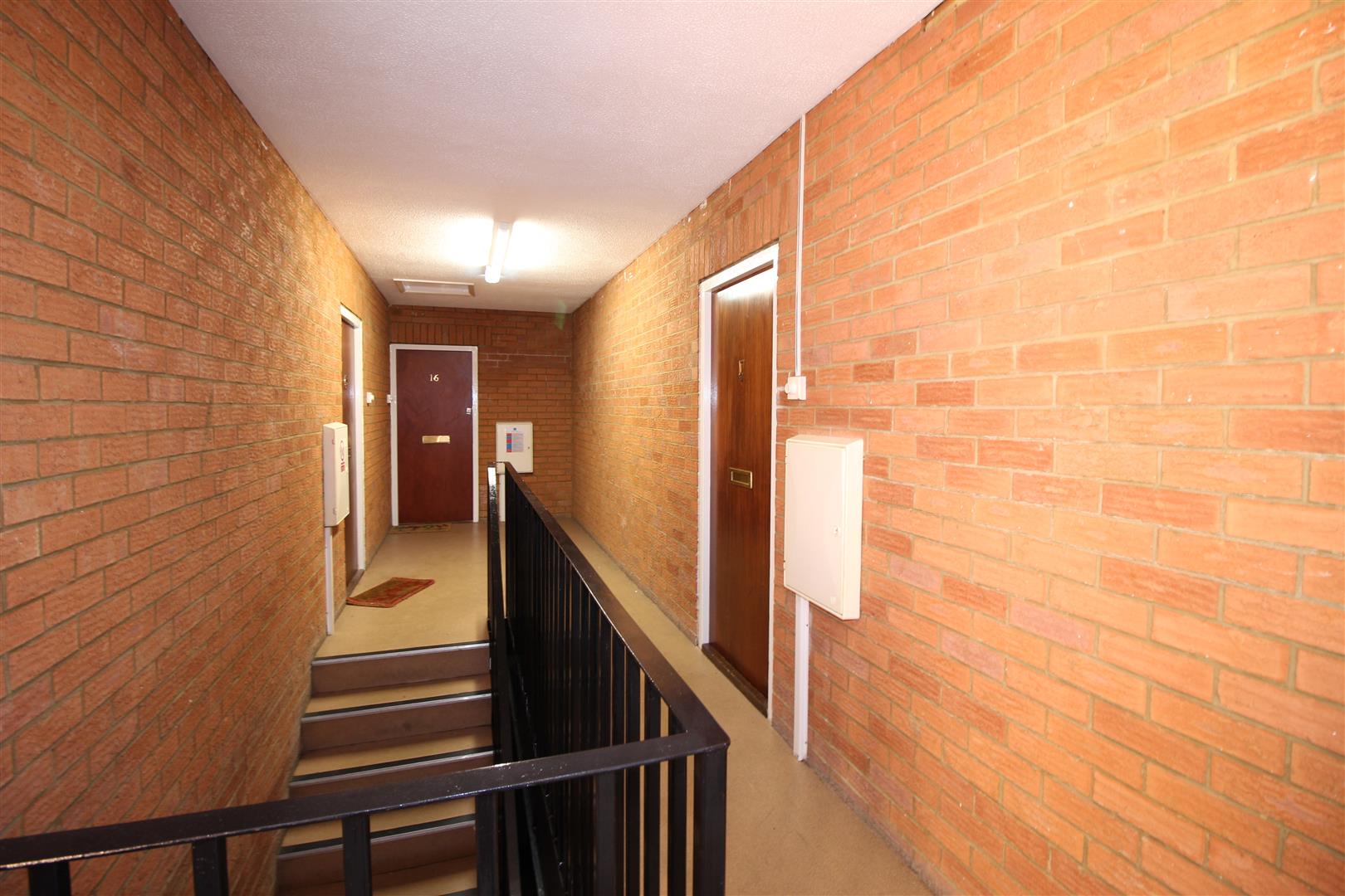 Flat Highgrove Court in Rushden