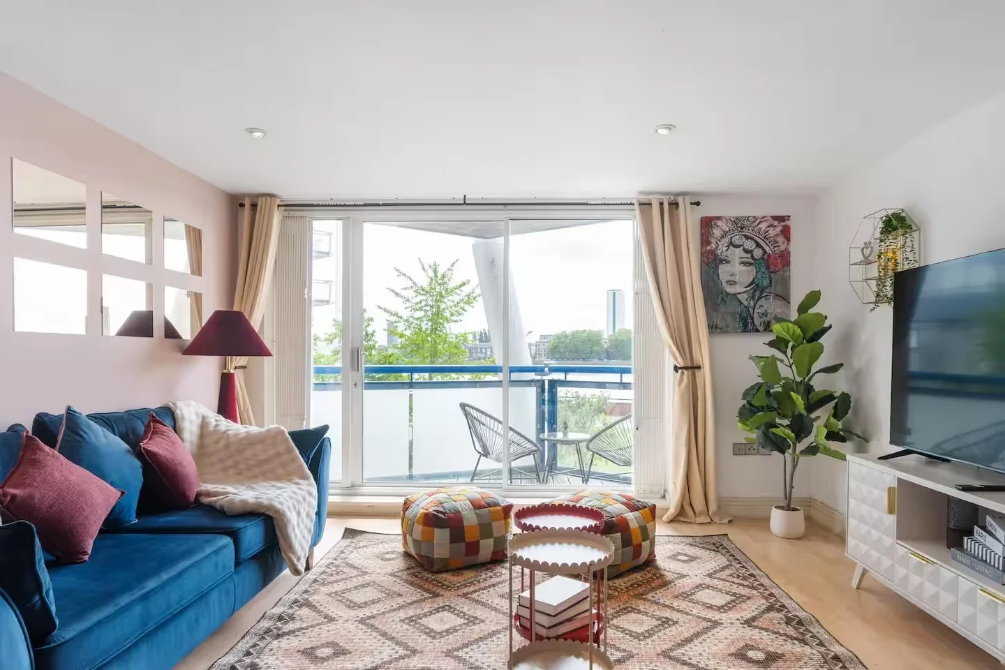Flat Newton Place in Greater London