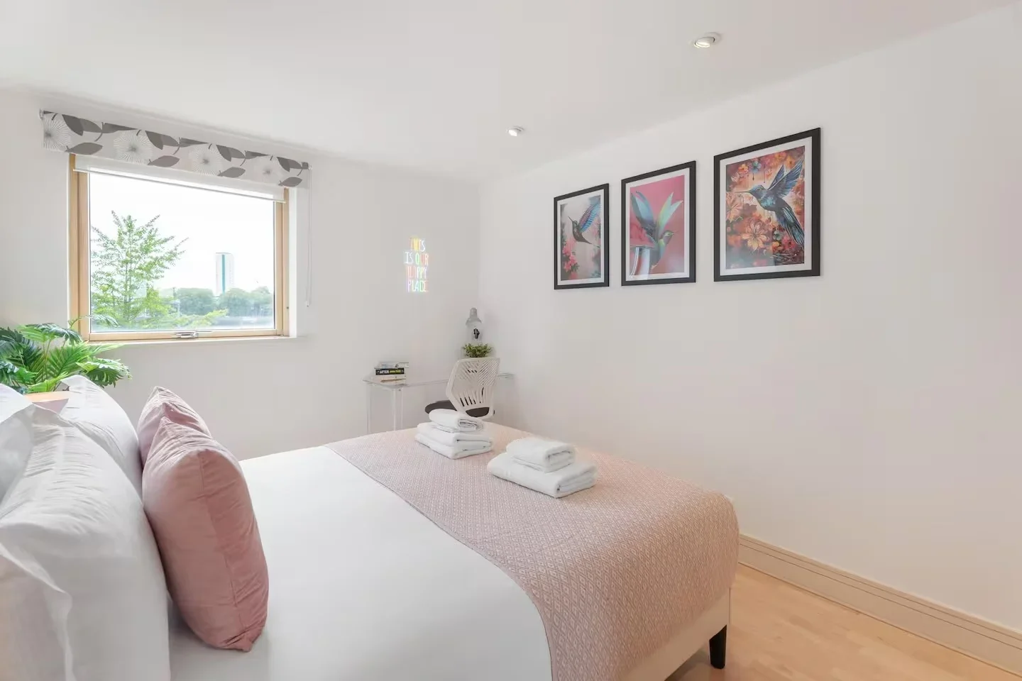 Flat Newton Place in Greater London