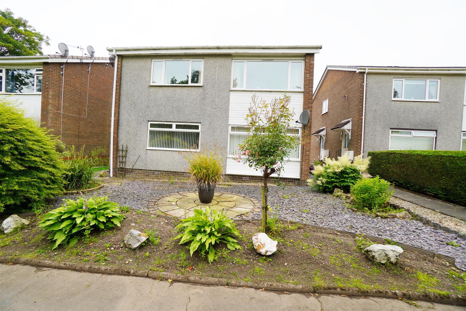House Glenburn Crescent in Milton of Campsie
