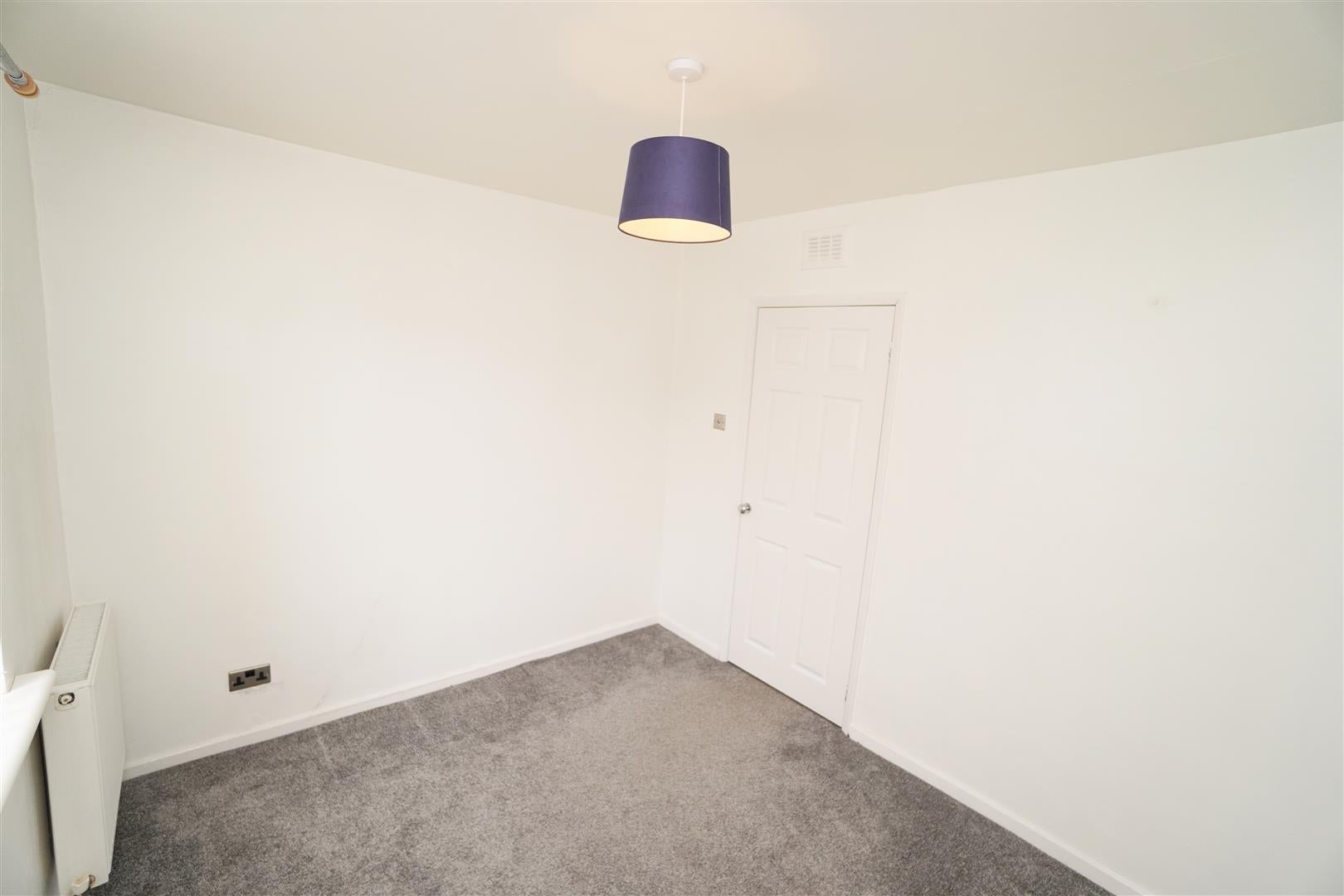 House Glenburn Crescent in Milton of Campsie