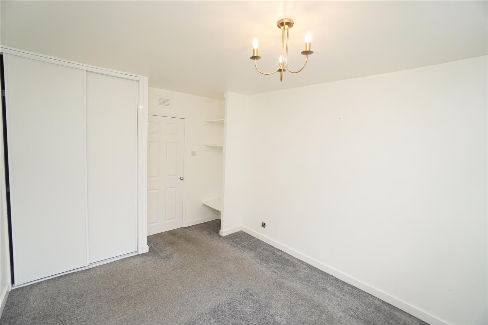 House Glenburn Crescent in Milton of Campsie