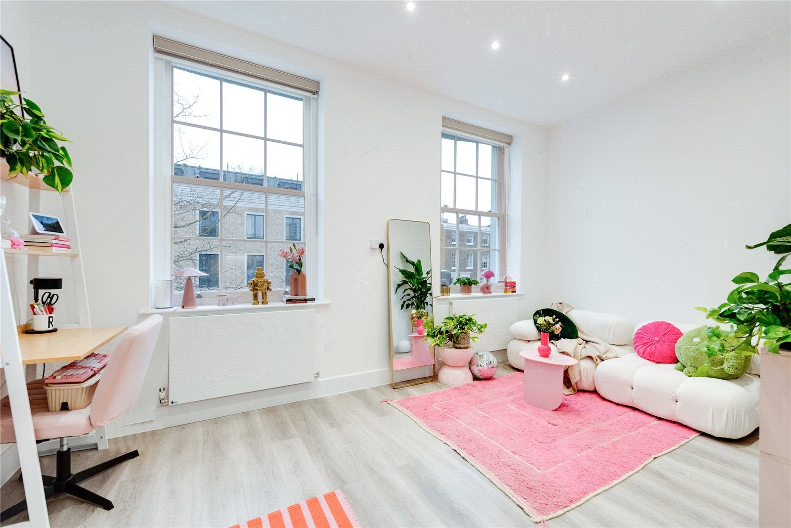 House Blenheim Terrace in City of Westminster