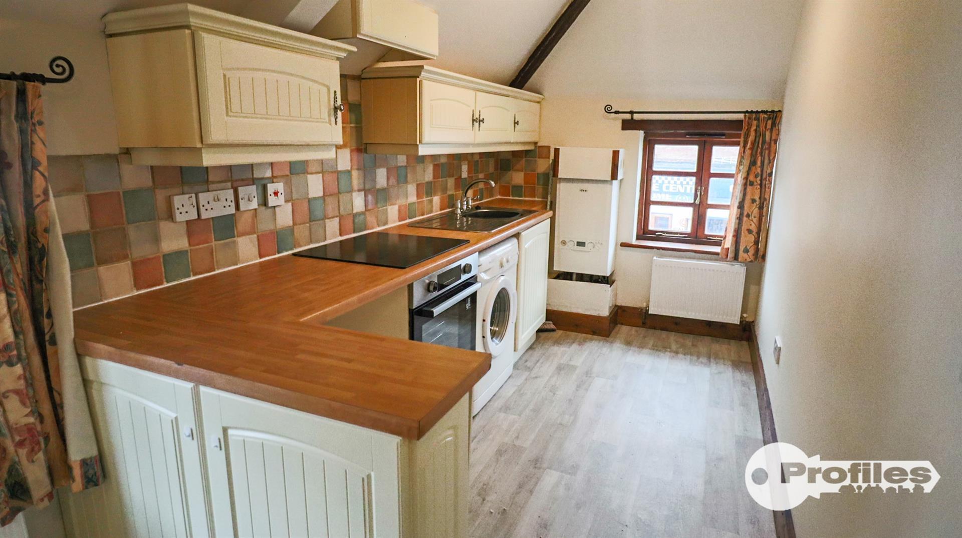 Flat Upper Bond Street in Hinckley and Bosworth