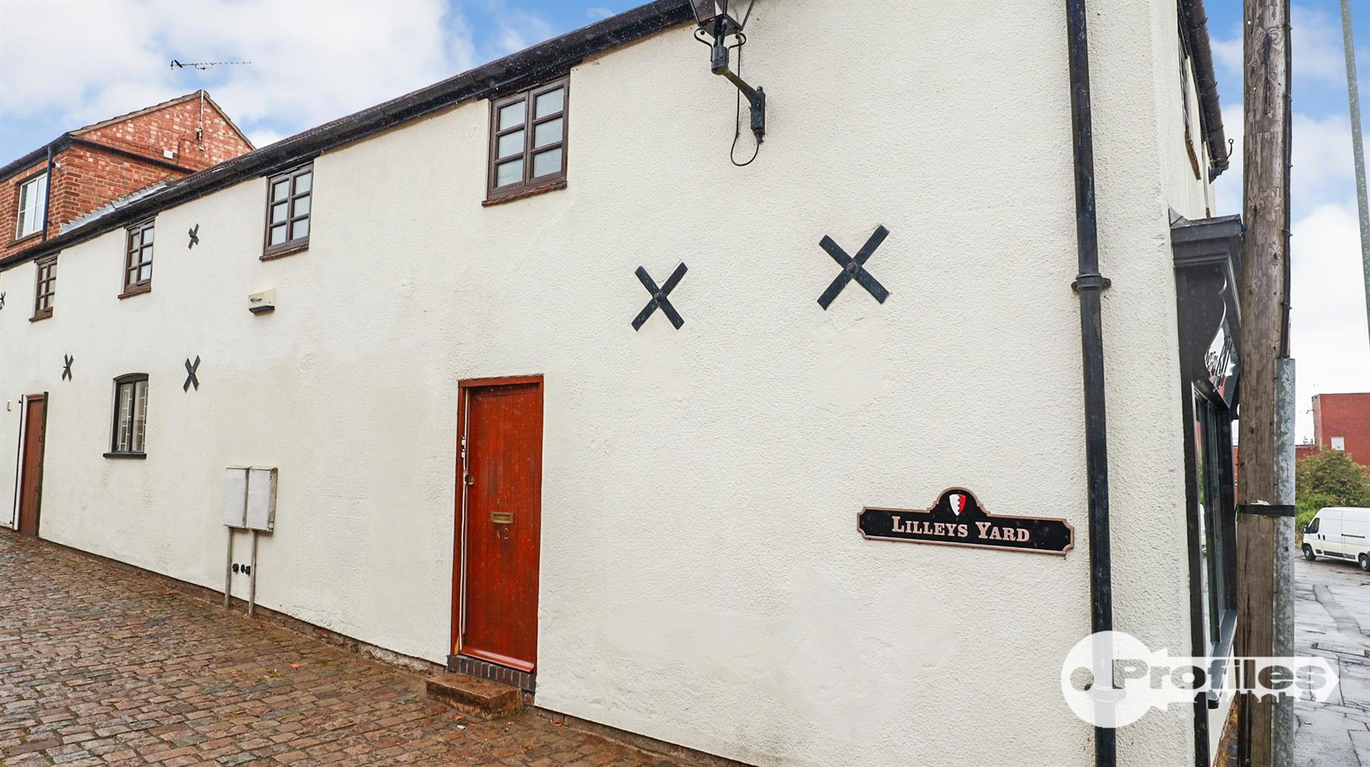 Flat Upper Bond Street in Hinckley and Bosworth